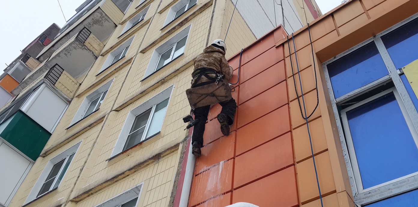 Услуги промышленных альпинистов для высотных работ в Белогорске