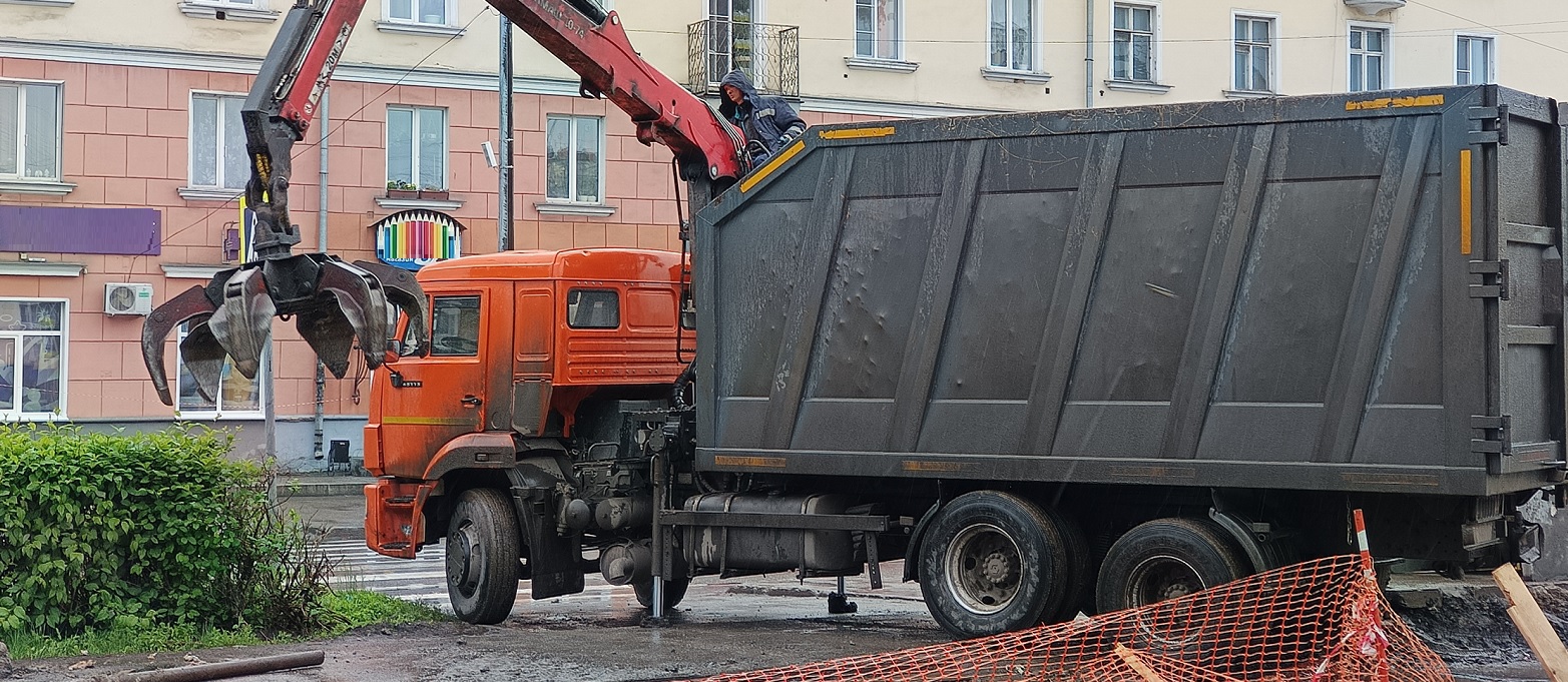 Услуги по ремонту ломовозов в Ерофее Павловиче